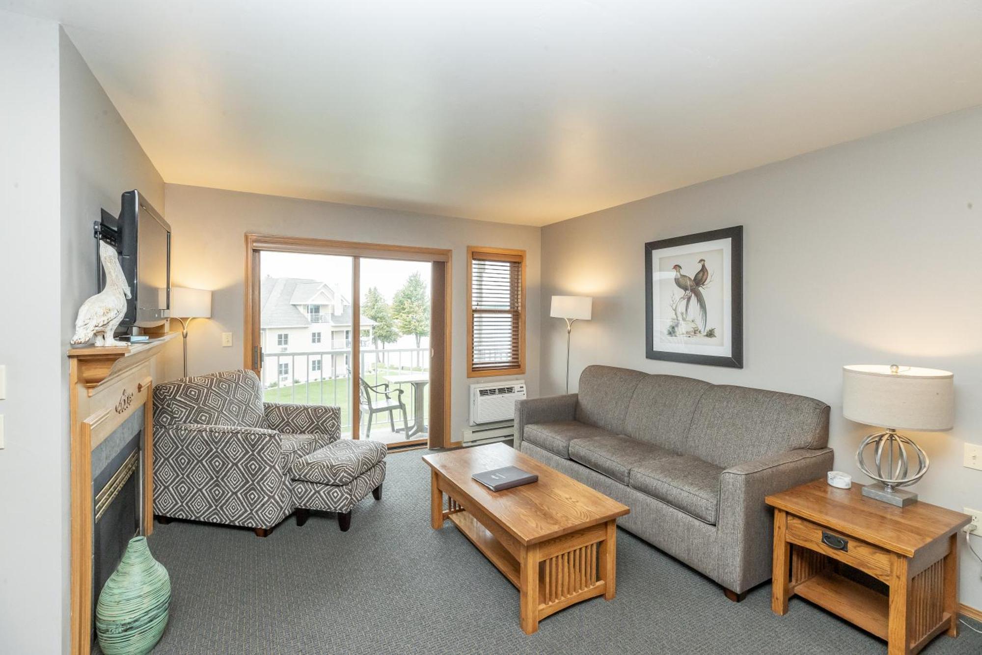 Westwood Shores Waterfront Resort Стерджен-Бей Экстерьер фото